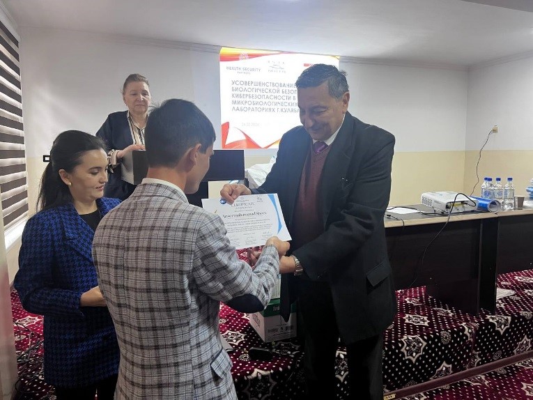 “Improving Biological Safety and Cybersecurity in Microbiological Laboratories in Kulyab” seminar went in Kulyab, Tajikistan