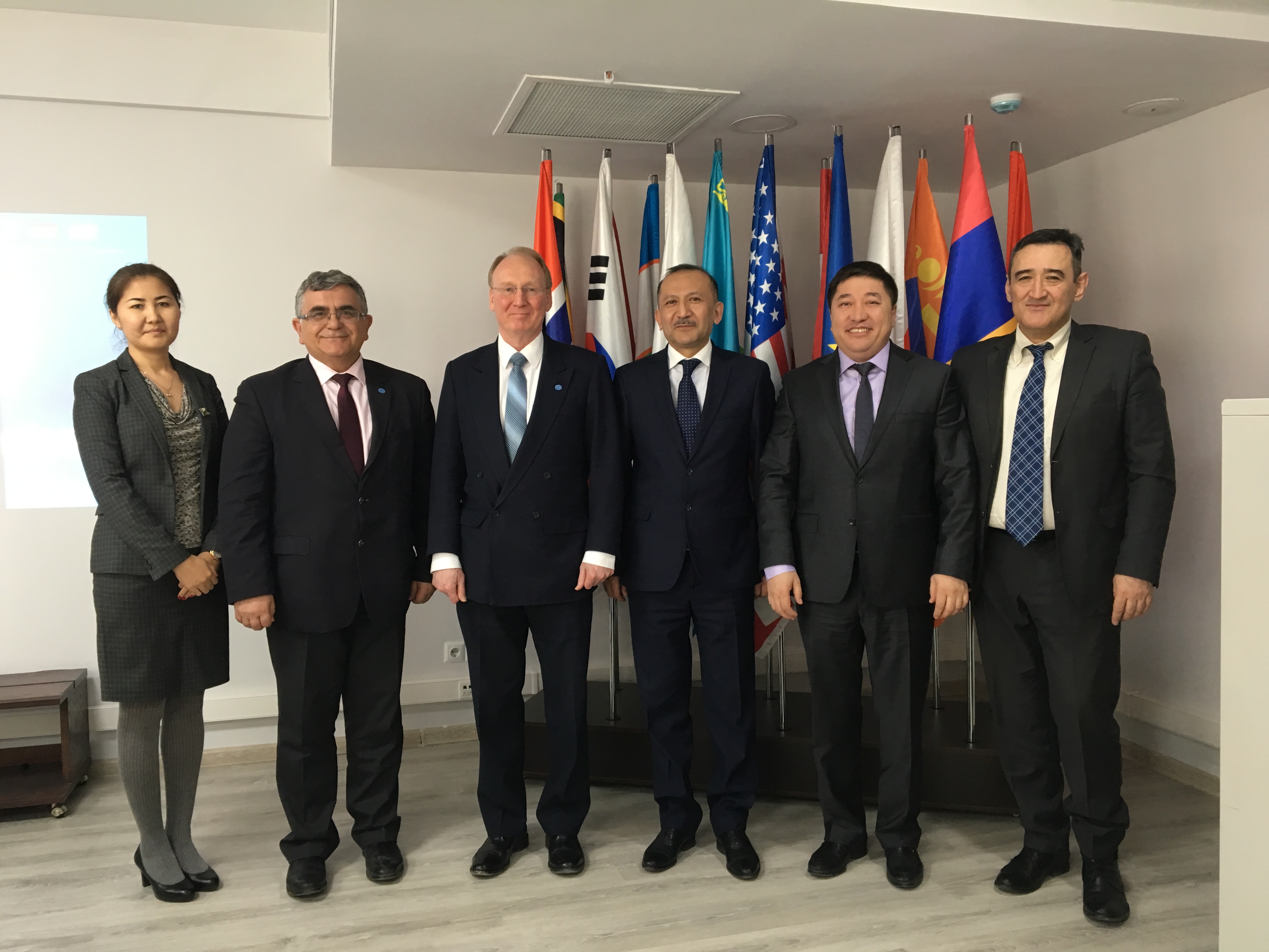 The newly appointed Uzbek Ambassador Saidikram Niyazkhodzhaev visits ISTC Main Office to examine possibilities for cooperation 