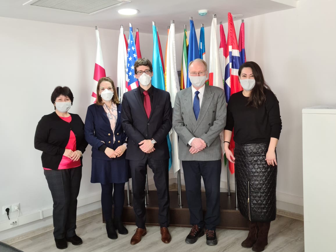 The ISTC Executive Director David Cleave and Head of Procurement Mira Ospanova met with representatives of the IMB German Biosecurity Program